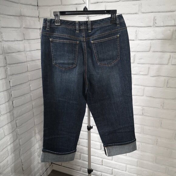 Talbots Stretch Ladies Size 10 Medium Wash Blue Jean Capri Pants - Picture 2 of 13